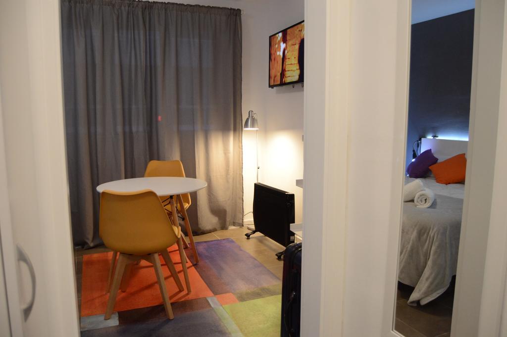 Tarragona Suites Marquesa Exteriör bild